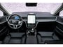 Volvo EX90 Twin Motor AWD 111 kWh Core | Trekhaak | Stoel- / Stuurverwarming | Adaptive Cruise Control | Panoramadak | Elektrisch verstelbare stoelen | Dodehoekdetectie | Elektrische achterklep | 7 zitplaatsen | BTW auto |