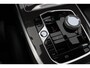 BMW X7 M60i xDrive 6p. / BTW / Full PPF / NL Auto! / Full option! / Trekhaak / Panoramadak / 360Camera / Head-up / Luxe Leder / Skylounge / Bowers & Wilkens / 23'' / Softclose / Luchtvering / Carbon intr. / Stoelve