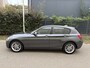 BMW 1-Serie 116i Business+ / 5-DEURS / AIRCO / NAVI / STOELVERWARMING