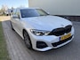 BMW 3-Serie Touring 330i xDrive High Executive / AUTOMAAT / M-PAKKET / LEER / NAVI / CRUISE / 119dkm!