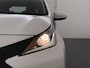Toyota Aygo 1.0 VVT-i x-play Stoelverwarming AppleCarplay/AndroidAuto Airco Dab Isofix Bluetooth Elek.Ramen/Spiegels Usb-aansluiting Wegenbelasting 24,- p.m.
