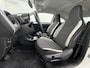 Toyota Aygo 1.0 VVT-i x-play Stoelverwarming AppleCarplay/AndroidAuto Airco Dab Isofix Bluetooth Elek.Ramen/Spiegels Usb-aansluiting Wegenbelasting 24,- p.m.