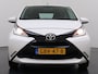Toyota Aygo 1.0 VVT-i x-play Stoelverwarming AppleCarplay/AndroidAuto Airco Dab Isofix Bluetooth Elek.Ramen/Spiegels Usb-aansluiting Wegenbelasting 24,- p.m.