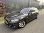 BMW 5-Serie Touring 528xi High Executive / AUTOMAAT / PANORAMADAK/ HEAD UP / SOFTCLOSE / 156dkm!