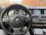 BMW 5-Serie Touring 528xi High Executive / AUTOMAAT / PANORAMADAK/ HEAD UP / SOFTCLOSE / 156dkm!