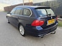 BMW 3-Serie Touring 318i Corporate Lease Luxury Line / NAVI / CRUISE / LEER / AIRCO