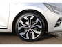 Renault Clio 1.0 TCe Intens 101PK Half Leder 17 inch LMV LED Navigatie Carplay Android Climate Cruise Control Rijstrooksensor