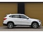 BMW X1 sDrive20i Centennial High Executive * Head-up * X-line * M-Stuurwiel * Hifi * Lederen Bekleding *