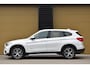 BMW X1 sDrive20i Centennial High Executive * Head-up * X-line * M-Stuurwiel * Hifi * Lederen Bekleding *