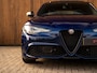 Alfa Romeo Giulia 2.0T 280pk Veloce Ti Q2 | Pano-dak | Blu Montecarlo | Race-mode