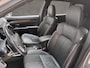 Mitsubishi Outlander 2.4 PHEV Deluxe 225Pk Automaat (SCHUIFDAK, GROOT NAVI, LEDER, ZWART HEMEL, 360 CAMERA, GETINT GLAS, SPORTSTOELEN, ADAPTIVE CRUISE, STUUR/STOELVERWARMING, NIEUWE APK, NIEUWSTAAT)