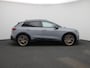 Audi Q4 e-tron 45 quattro Edition 82 kWh 286 PK l Adaptive cruise control l Glazen panoramadak l Climate control l SONOS Premium l Elektr. bedienbare voorstoelen l Stoelverwarming l Head-up display l Matrix-LED l Alarm klasse III l Trekhaak l Privacy glas l Optiekpakket zwart plus