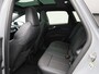 Audi Q4 e-tron 45 quattro Edition 82 kWh 286 PK l Adaptive cruise control l Glazen panoramadak l Climate control l SONOS Premium l Elektr. bedienbare voorstoelen l Stoelverwarming l Head-up display l Matrix-LED l Alarm klasse III l Trekhaak l Privacy glas l Optiekpakket zwart plus