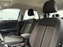 Volkswagen T-Roc 1.5 TSI 150 pk Style | Trekhaak | Apple Carplay | Climatronic | Navigatie | Led verlichting | Achteruitrij camera |
