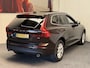 Volvo XC60 2.0 T4 MOMENTUM NAVIGATIE ADAPTIIVE CRUISE CONTROL PANORAMA SCHUIF/KANTELDAK APPLE CARPLAY/ANDROID RIJSTROOKSENSOREN ELEK. UITKLAPBARE TREKHAAK ZEER MOOI !!