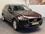 Volvo XC60 2.0 T4 MOMENTUM NAVIGATIE ADAPTIIVE CRUISE CONTROL PANORAMA SCHUIF/KANTELDAK APPLE CARPLAY/ANDROID RIJSTROOKSENSOREN ELEK. UITKLAPBARE TREKHAAK ZEER MOOI !!