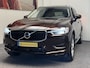 Volvo XC60 2.0 T4 MOMENTUM NAVIGATIE ADAPTIIVE CRUISE CONTROL PANORAMA SCHUIF/KANTELDAK APPLE CARPLAY/ANDROID RIJSTROOKSENSOREN ELEK. UITKLAPBARE TREKHAAK ZEER MOOI !!