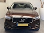 Volvo XC60 2.0 T4 MOMENTUM NAVIGATIE ADAPTIIVE CRUISE CONTROL PANORAMA SCHUIF/KANTELDAK APPLE CARPLAY/ANDROID RIJSTROOKSENSOREN ELEK. UITKLAPBARE TREKHAAK ZEER MOOI !!