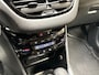 Peugeot 208 1.2 PureTech GT-line Automaat (NAVIGATIE, PARELMOER, CLIMATE, LEDER, PARKEERSENSOREN, SPORTSTOELEN, CRUISE, NIEUWE APK, NIEUWSTAAT)