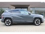 Hyundai Kona Electric Comfort Smart 65.4 kWh | Achteruitrijcamera | DAB ontvanger | Metaalkleur