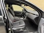 Land Rover Discovery Sport 1.5 P300e R-Dynamic S | Meridian | Navigatie | Cruise control | Lane assist | Camera | Lederen bekleding | Stoelverwarming | Elektrisch verstelbare stoelen | Apple CarPlay / Android Auto | DAB | LED | 20 inch velgen | Elektrische achterklep | Dealeronderhouden