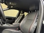 Land Rover Discovery Sport 1.5 P300e R-Dynamic S | Meridian | Navigatie | Cruise control | Lane assist | Camera | Lederen bekleding | Stoelverwarming | Elektrisch verstelbare stoelen | Apple CarPlay / Android Auto | DAB | LED | 20 inch velgen | Elektrische achterklep | Dealeronderhouden