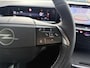 Opel Grandland 1.2 Turbo 145pk Hybrid GS | Achteruitrijcamera | Comfortstoelen | Stoelverwarming | Apple Carplay | Navigatiesysteem | Keyless entry | Climate control |