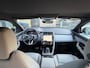Jaguar E-Pace P300e AWD R-Dynamic SE | Stoelverwarming voor | 19 Inch | Adaptieve Cruise Control | Meridian