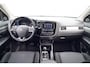 Mitsubishi Outlander 2.0 Executive Edition / 7-Pers. / Afn. Trekhaak / 86dkm NAP / Stoelverw. / NL-Auto
