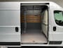 Fiat Ducato Automaat 30 2.3 MultiJet 140pk euro6 L2H2 3Persoons Airco Navigatie Trekhaak Zilvergrijs Metallic RIJKLAARPRIJS!