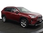 Toyota RAV4 2.5 Hybrid AWD First Edition | Verwarmde Voorruit en Stoelen | Keyless Entry | Dodehoek Detectie | Elektrisch bedienbare Achterklep | Navigatie | Parkeersensoren Rondom |