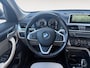 BMW X1 sDrive18i High Executive | Achteruitrijcamera | Lederen bekleding | Head Up Display | Stoelverwarming | Elektr. Achterklep | 12 maanden garantie! |