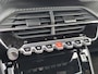 Peugeot 2008 1.2 Hybrid 136 GT | Navigatie | Climate Control | Camera | Apple Carplay | Keyless Entry + Start | All Season Banden |