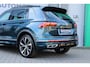 Volkswagen Tiguan 1.4 TSI eHybrid 245PK | 3 x R-LINE | PANO | IQ LED MATRIX | CARPLAY | VIRTUAL | TREKHAAK | BOMVOL!