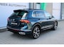 Volkswagen Tiguan 1.4 TSI eHybrid 245PK | 3 x R-LINE | PANO | IQ LED MATRIX | CARPLAY | VIRTUAL | TREKHAAK | BOMVOL!