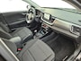 Kia Stonic 1.0 T-GDi MHEV DynamicPlusLine 1e Eigenaar | Navi | Cruise & climate Control | Camera | Apple Carplay/Android Auto | Privacy Glas | LM Velgen | Fabrieksgarantie | NAP