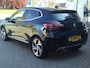 Renault Clio 1.0 TCe R.S. Line Staat in De Krim