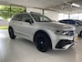 Volkswagen Tiguan 1.4 TSI eHybrid R-Line Business+Black style Panoramadak / /Carplay/ Leer/ Headup