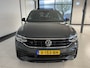 Volkswagen Tiguan 1.4 TSI eHybrid R-Line Business+Black style Panoramadak / Trekhaak /Carplay/ Leer/ Headup
