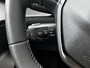 Peugeot e-2008 EV Allure Avantage 54 kWh 156pk Automaat | Navigatie | Camera Voor + Achter | Adaptieve Cruise Control | Climate Control | 17"LMV | LED | Dodehoekdetectie | Apple Carplay/Android Auto |