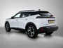 Peugeot e-2008 EV Allure Avantage 54 kWh 156pk Automaat | Navigatie | Camera Voor + Achter | Adaptieve Cruise Control | Climate Control | 17"LMV | LED | Dodehoekdetectie | Apple Carplay/Android Auto |