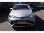 Toyota Avensis Touring Sports 1.8 VVT-i BUSINESS AUTOMAAT AFN-TREKHAAK KEYLESS NAVI HALF-LEDER STOELVERWARMING PRIVACY-GLASS 17"LMV CAMERA