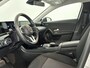 Mercedes-Benz A-klasse 180 Business Solution Nederlands Voertuig | Stoelverwarming |Cruise Control | Lichtmetalen Velgen | Parkeer Assistent | Parkeersensor Voor en Achter
