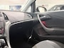 Opel Astra 1.4 Turbo Cosmo Cruise Control | Dodehoek Detectie | Electronic Climate Controle | Hill/Hold Functie | Lederen Stuurwiel | Lichtmetalen Velgen 17'' | Start/Stop Systeem | Regensensor | Extra Getint Glas