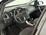 Opel Astra 1.4 Turbo Cosmo Airco | Cruise Control | Dodehoek Detectie | Electronic Climate Controle | Hill/Hold Functie | Lederen Stuurwiel | Lichtmetalen Velgen 17'' | Start/Stop Systeem | Regensensor | Extra Getint Glas | Stoelverwarming | Stuurwiel verwarming