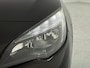 Opel Astra 1.4 Turbo Cosmo Airco | Cruise Control | Dodehoek Detectie | Electronic Climate Controle | Hill/Hold Functie | Lederen Stuurwiel | Lichtmetalen Velgen 17'' | Start/Stop Systeem | Regensensor | Extra Getint Glas | Stoelverwarming | Stuurwiel verwarming