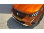 Peugeot 2008 1.2 PureTech GT | Trekhaak | Camera | Apaptieve Cruise | Navigatie | Carplay | | Achterbank in delen neerklapbaar | Achteruitrijcamera | Airco (automatisch)