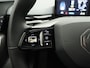 MG MG4 Luxury 64 kWh | Apple Carplay/Android Auto | Camera | Stoelverwarming | Cruise Control | Climate Control |