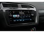 Volkswagen Tiguan 1.4 TSI eHybrid R-Line Business+ - Keyless - Stoel/Stuurverwarming - Trekhaak - ACC - Rijklaar