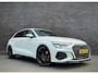 Audi A3 / 40 TFSIe / S-LINE / S-TRONIC / AMBIANCE LIGHT / APPLE CARPLAY / CAMERA